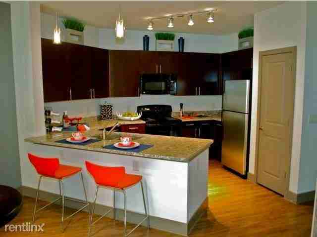 Richardson, Grove @ Belt Line - Photo 2 of 19