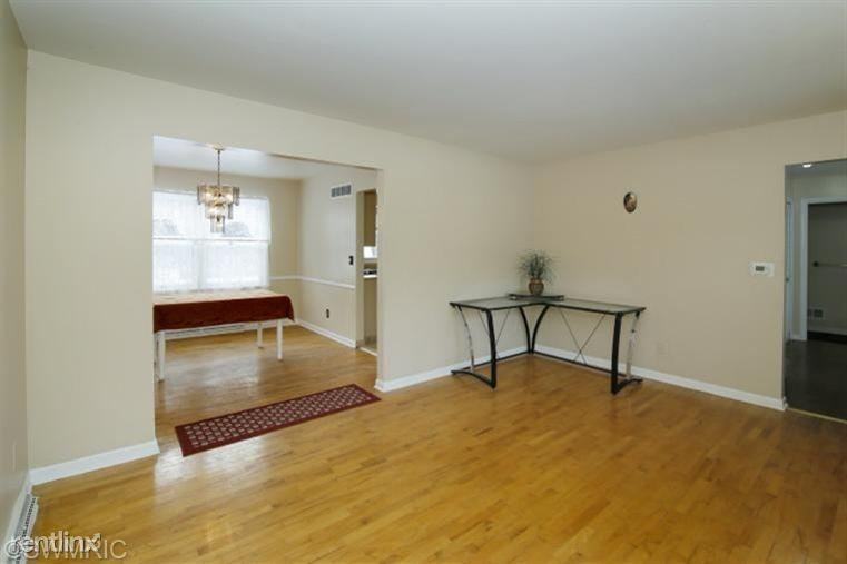 3615 Edinburgh Dr - Photo 2 of 20