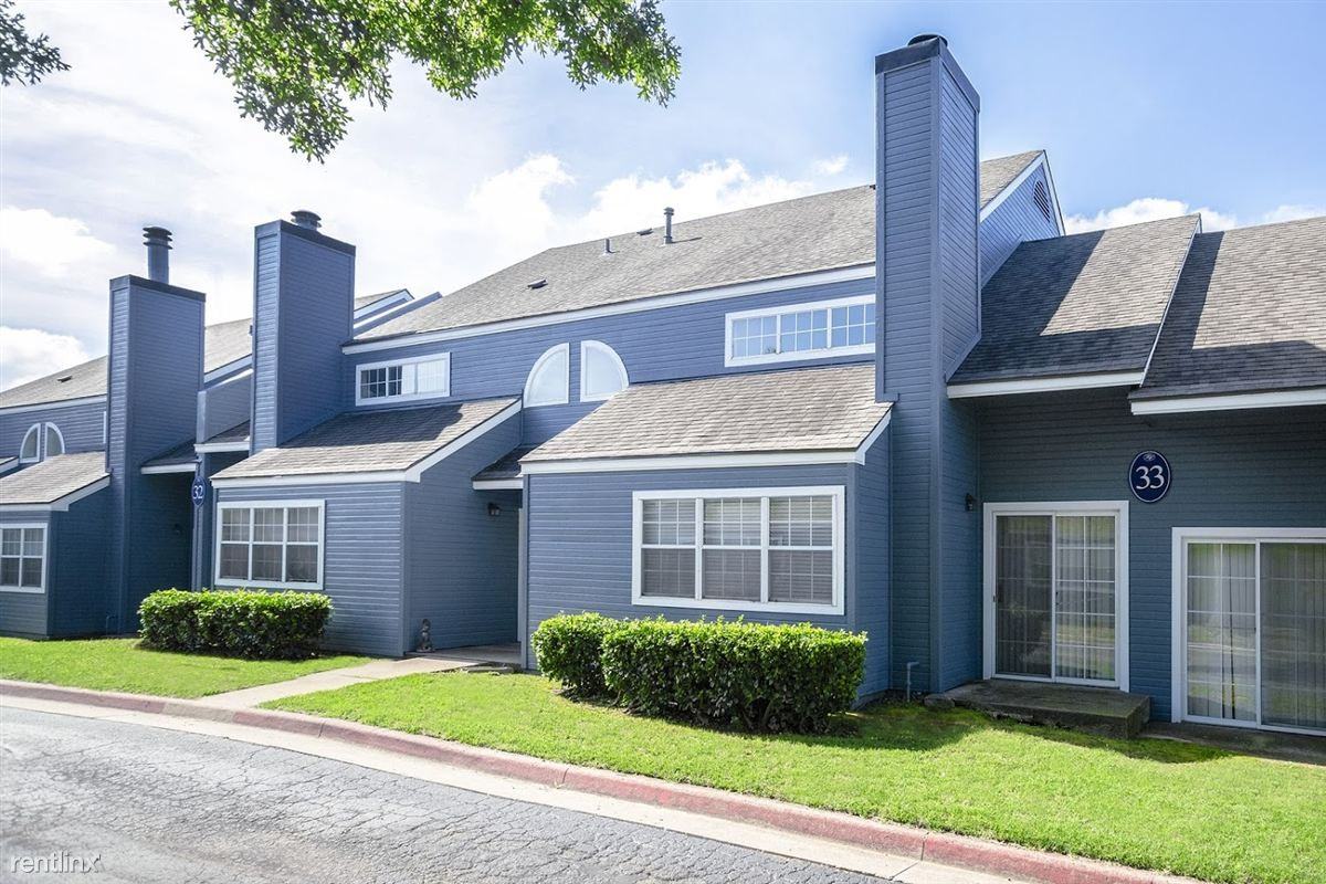 Lexington Commons - Photo 3 of 41