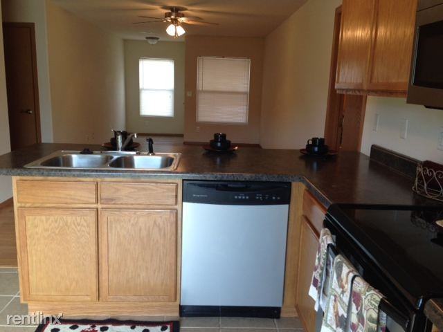 Blue Ridge Apartments - Photo 2 of 9