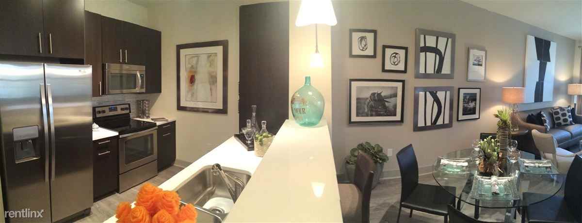 Barton Springs Rd - Property ID: 1L00725 - Photo 3 of 11