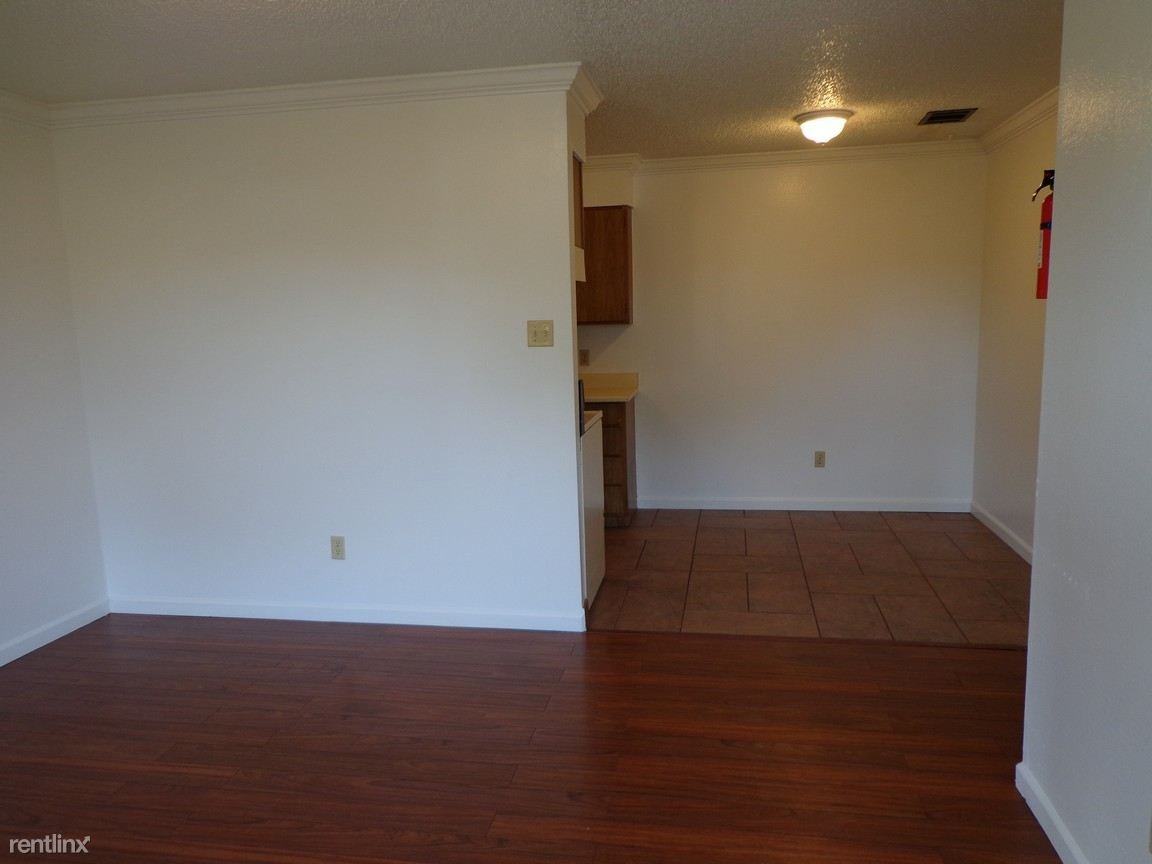 Silverwood Apartments - Photo 3 of 9