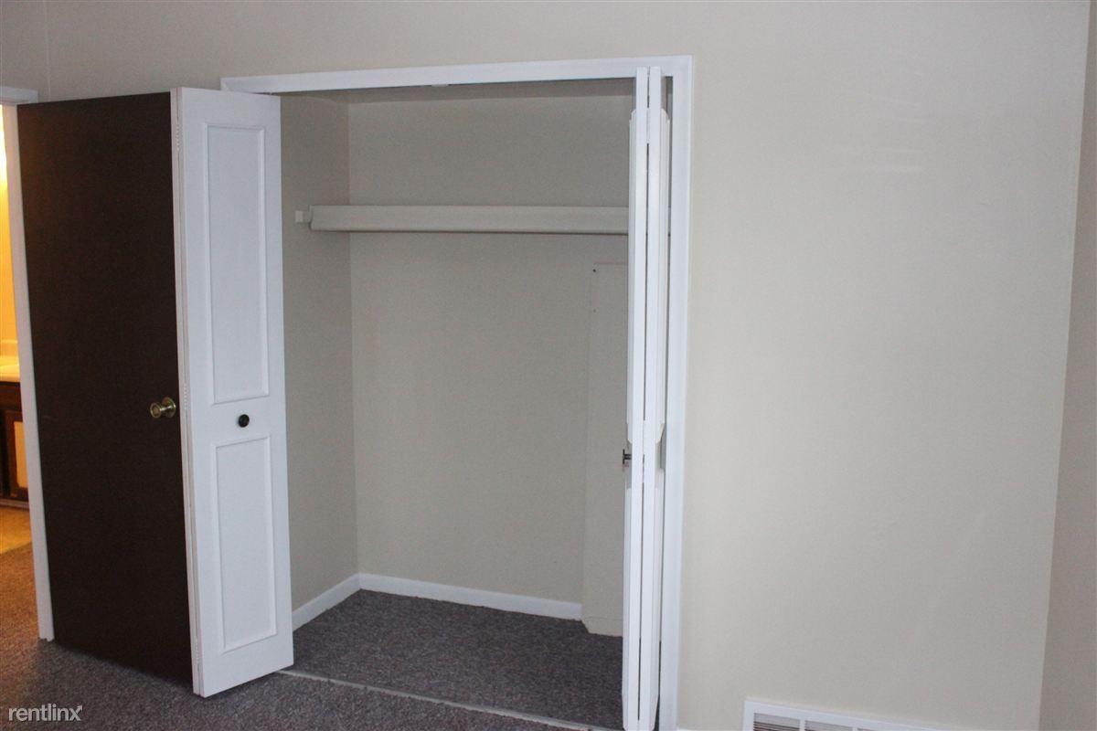 Kingsley Apartments - Photo 3 of 6