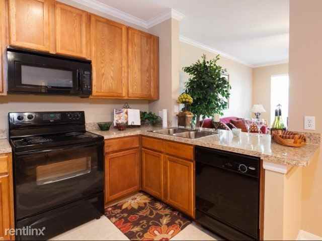 Clay @ Gessner - Photo 3 of 16