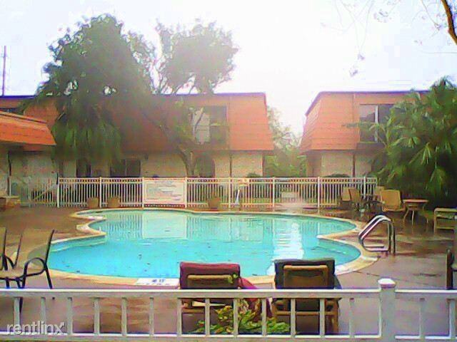 628 Lindale Dr - Photo 2 of 7