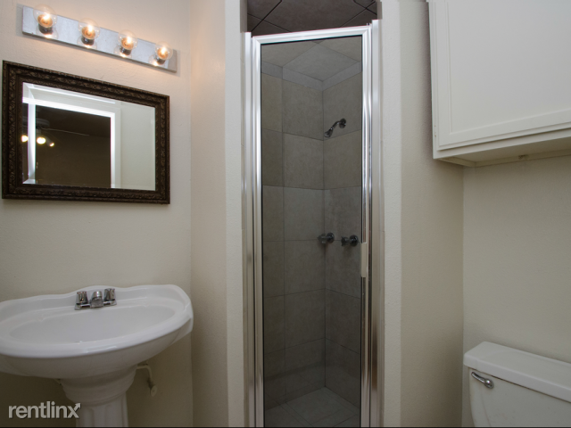 1301 Saint Edwards Dr - Photo 3 of 12