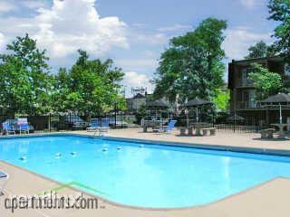 Riverchase Apartments - Photo 2 of 8