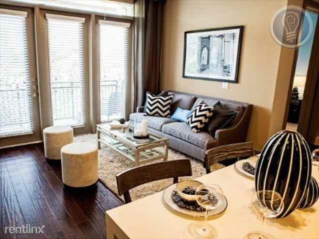 The Triangle District   1L00059 - Photo 3 of 7