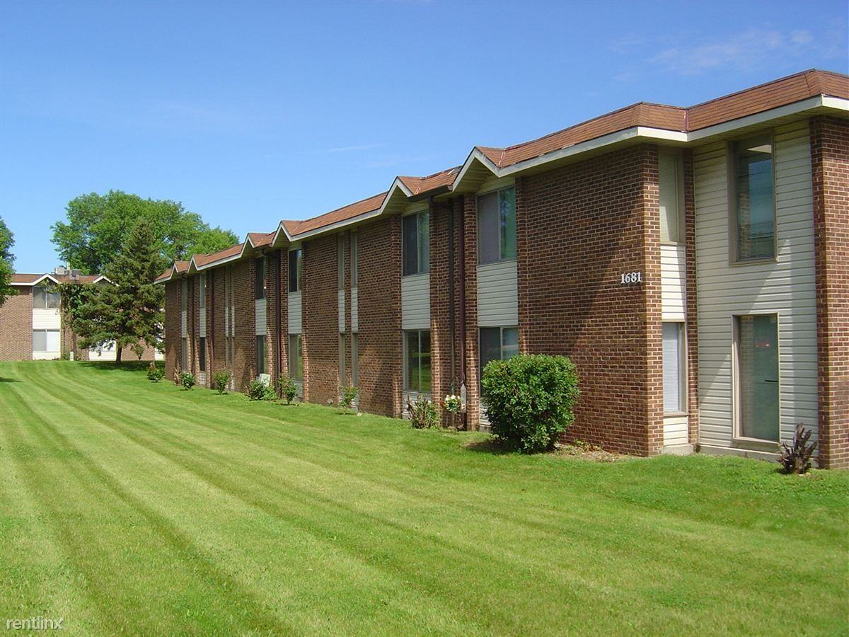 Highland Park Apartments - Photo 2 of 7
