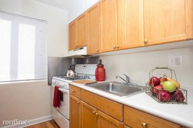 Pembridge Square - Photo 3 of 6