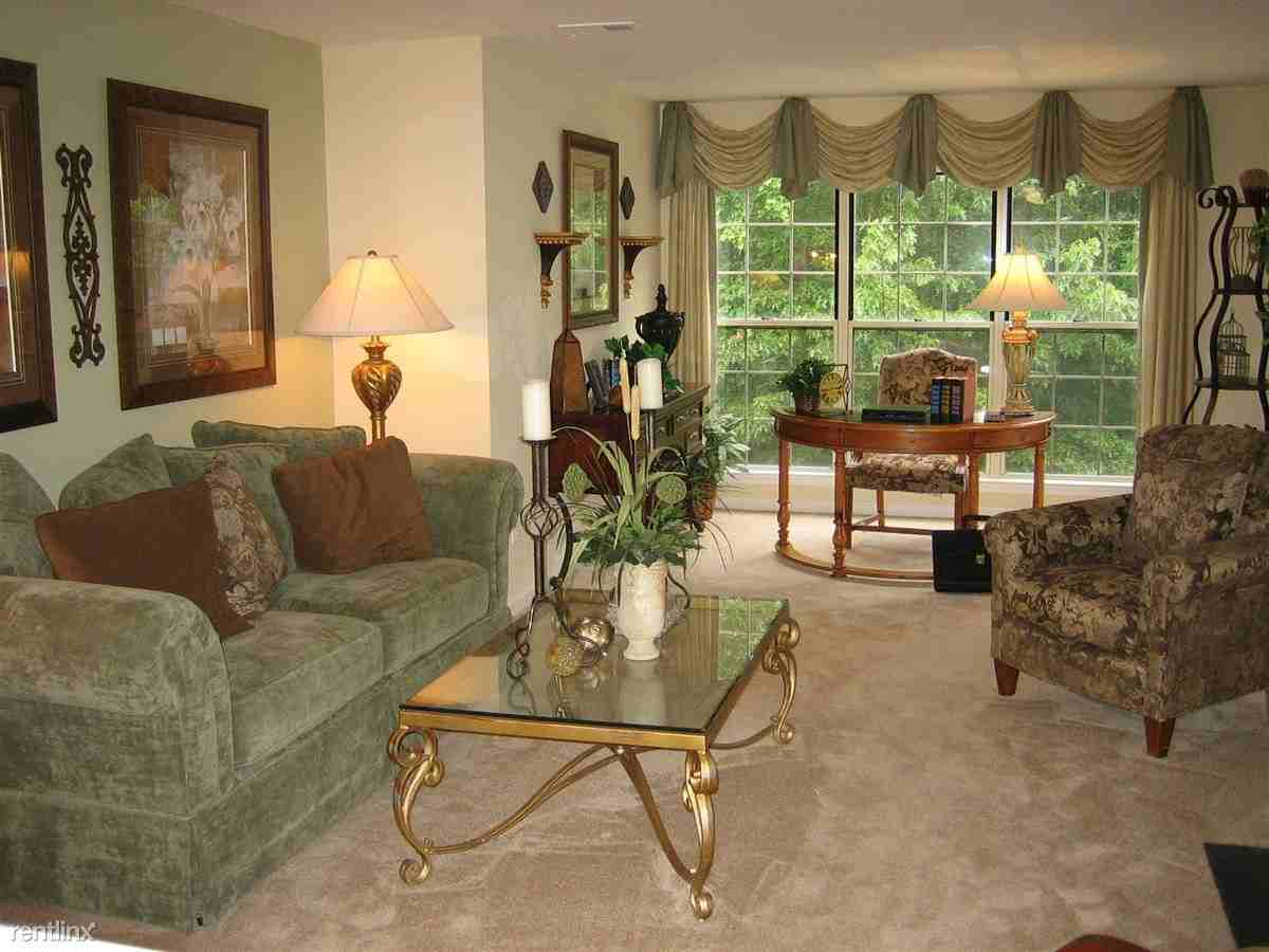 The Elms at Kingstowne Apartments - Photo 2 of 9