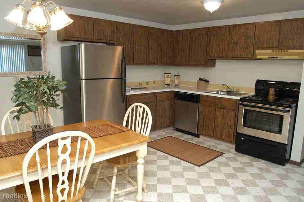 Witmer Road Apartments - Photo 3 of 10