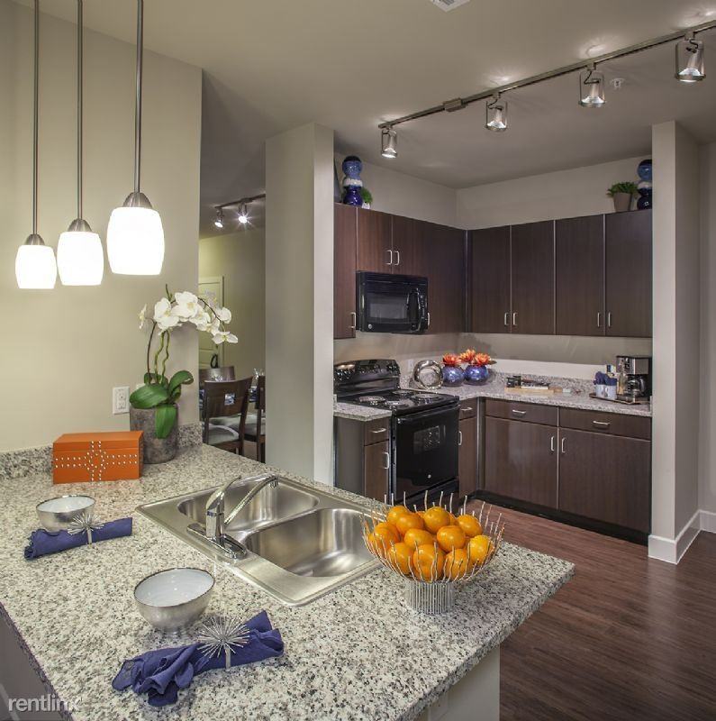 620 And Bee Caves   Property ID 1200690 - Photo 3 of 15