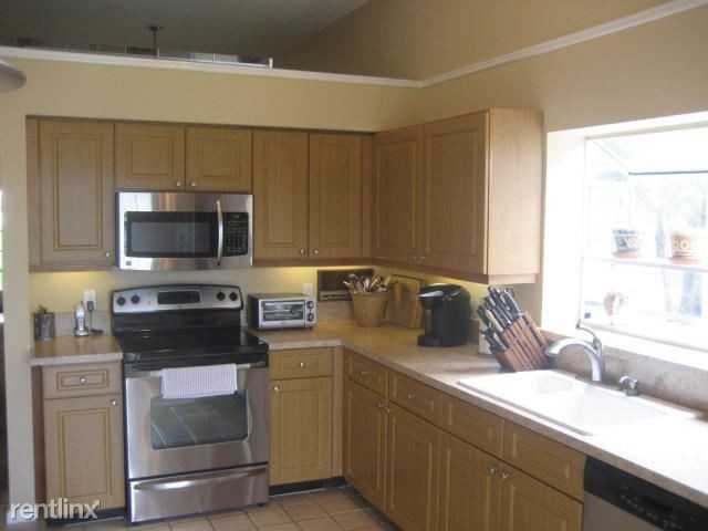 914 Drury Pl - Photo 2 of 8