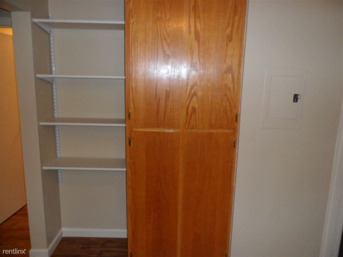 1827 Harris St - Photo 3 of 7