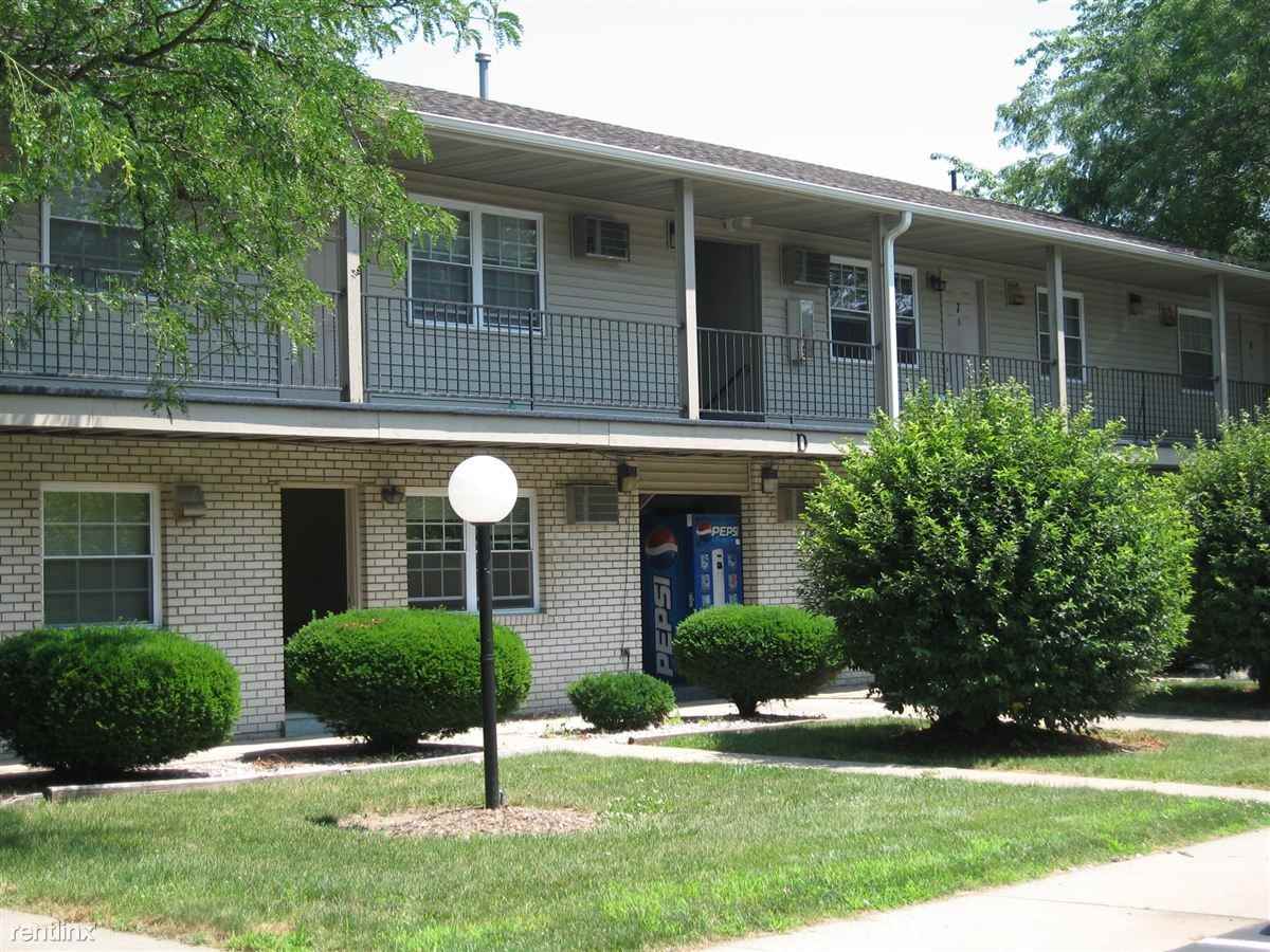 West Terrace Apartments - Photo 2 of 10