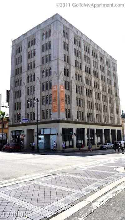 Seventy46 - Photo 3 of 18