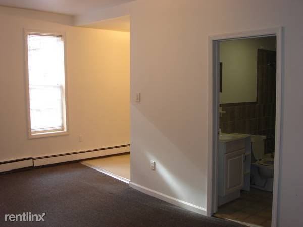 164 Steuben St - Photo 2 of 4