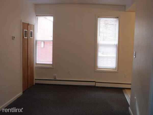 164 Steuben St - Photo 3 of 4