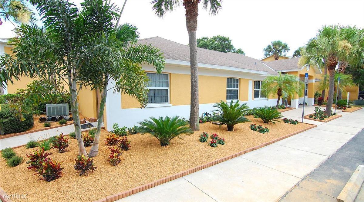 Elm Lake Apartments - Photo 2 of 6