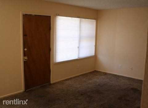 702 W Calle Sur St - Photo 2 of 7