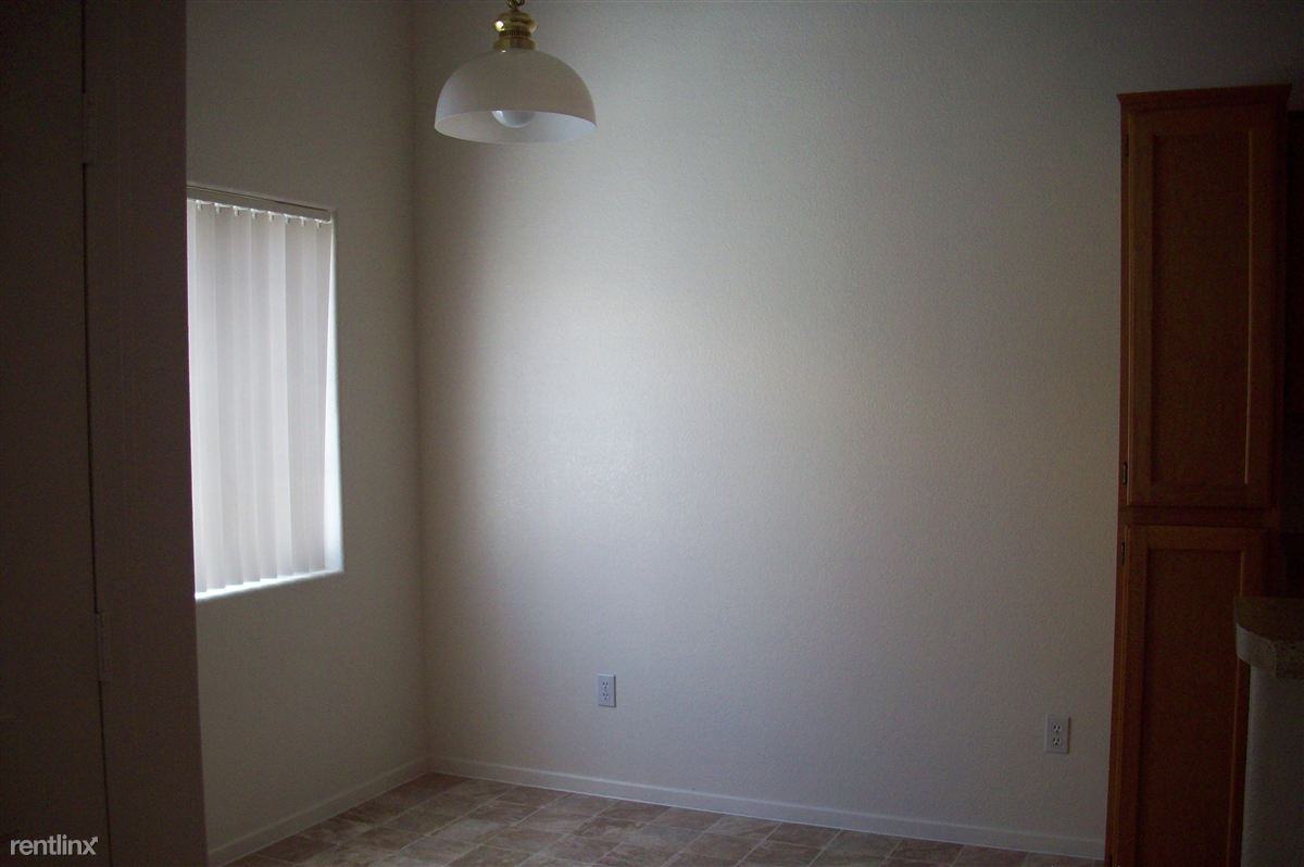 Charleston Place Townhomes - Photo 3 of 6