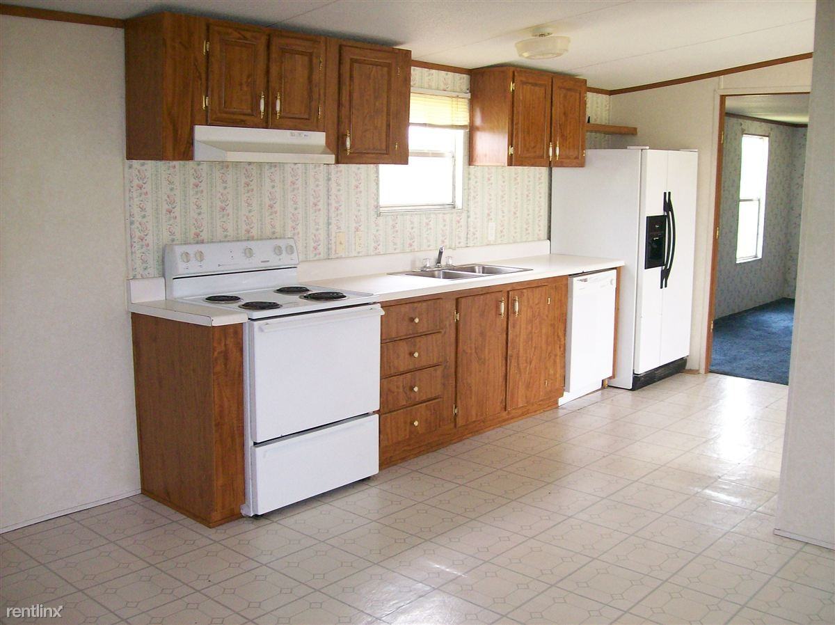 11978 Holiday Ln - Photo 2 of 7