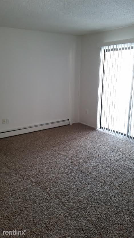 Center Court Apartments - Photo 3 of 8