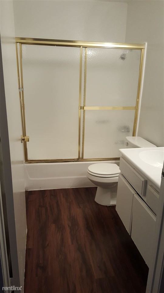 Bay Pointe Apartments - Photo 3 of 8