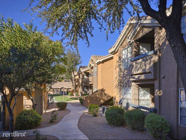 Thomas and 44st - Photo 2 of 14