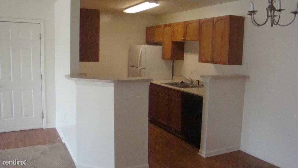 Mineral Springs Apartments - Photo 2 of 8