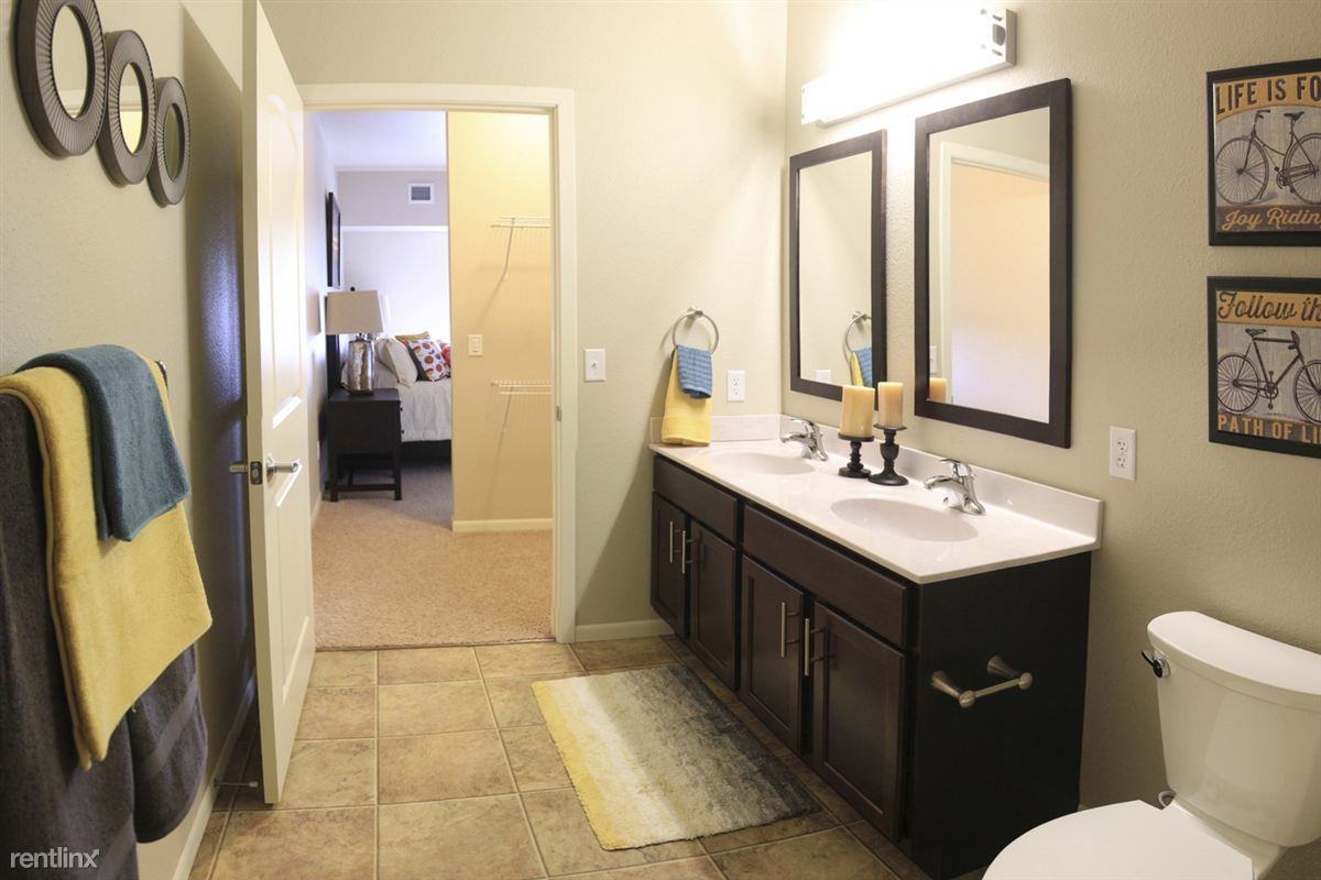 Chateau II - Photo 2 of 7