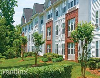 The Maples  (A Senior Community) - Photo 2 of 10