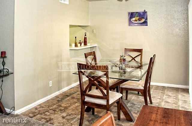 Loop 410 and Bandera ID 1295 - Photo 2 of 6