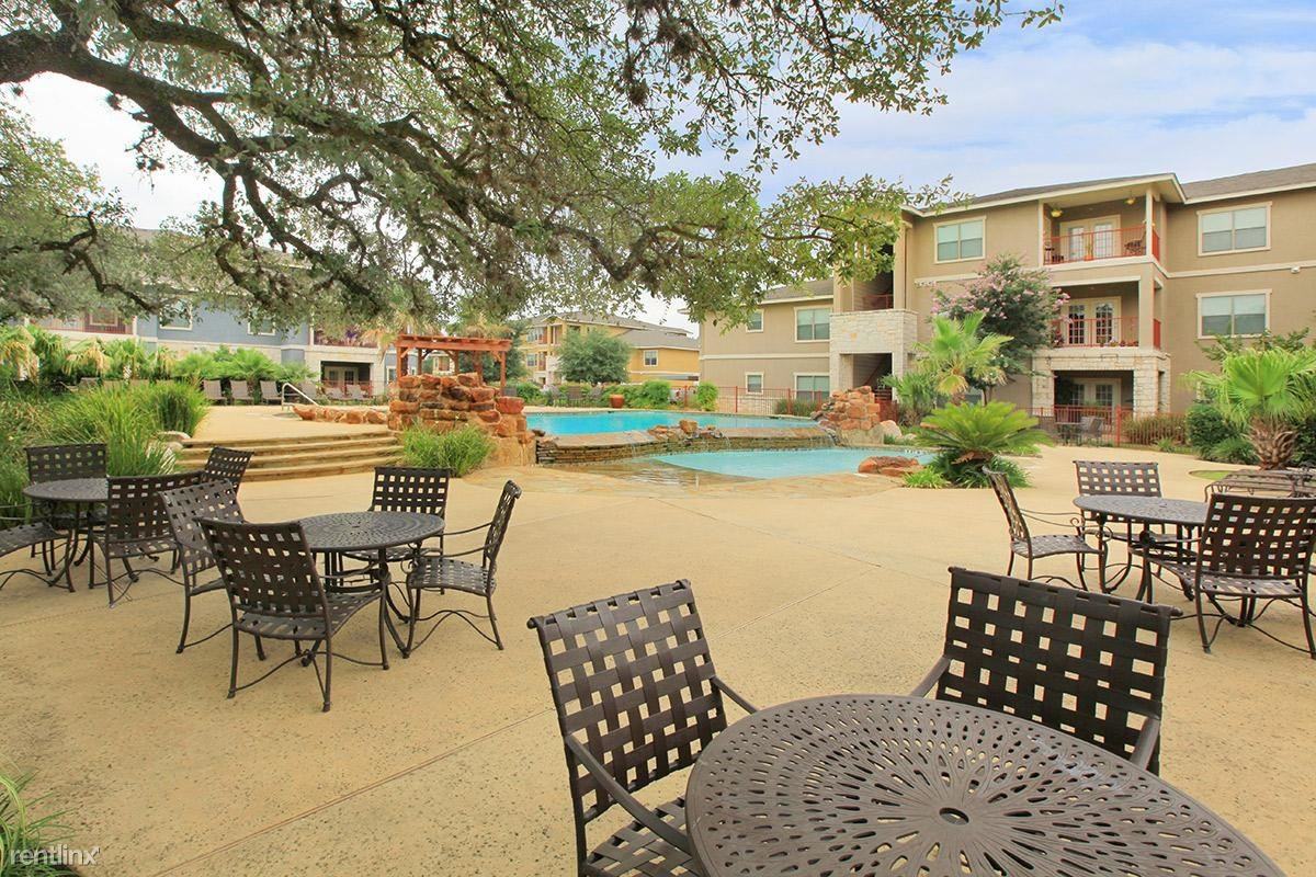 Dry Creek Legend Oaks Apartments Legend Oaks, San Antonio, TX 78259