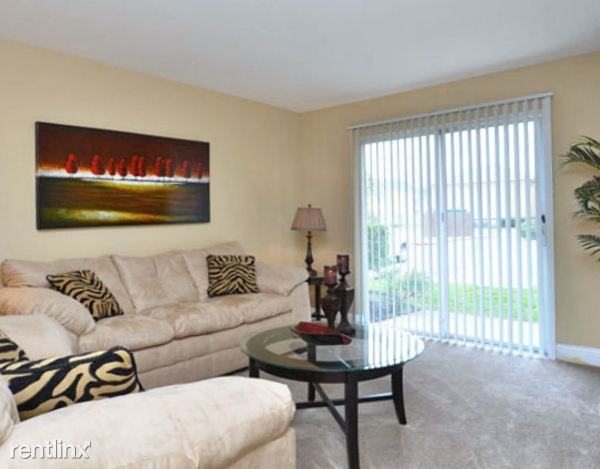 Stewart @ Pine - Photo 3 of 15