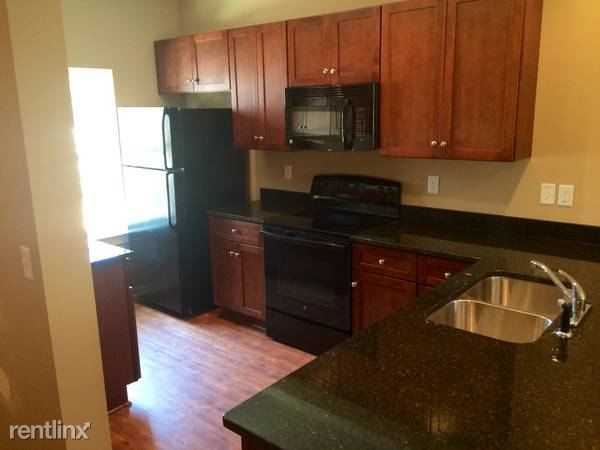 Adderman Pointe - Photo 3 of 5