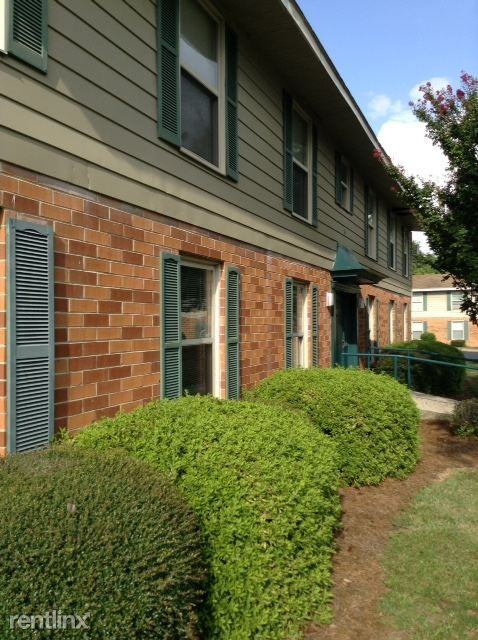 Blossom Hill Apartments - Photo 2 of 3