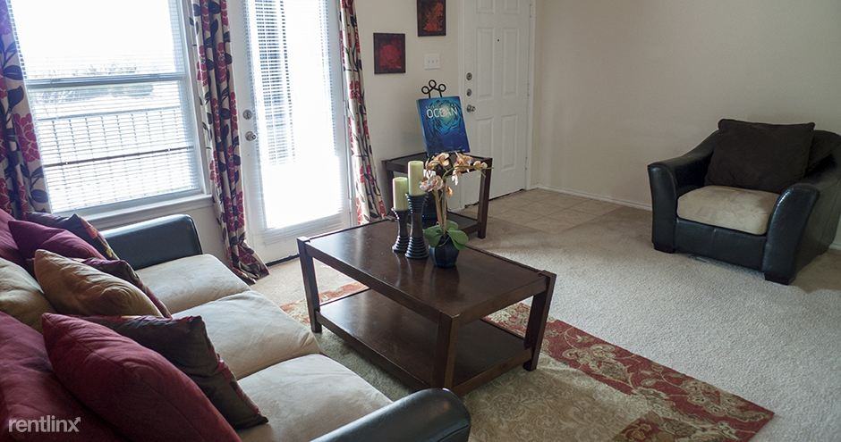 14th @ Main - Photo 3 of 10