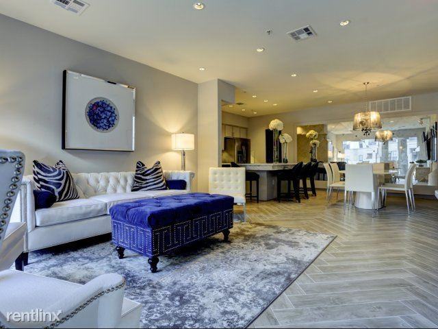 Kirby @ Braeswood Blvd - Photo 3 of 10