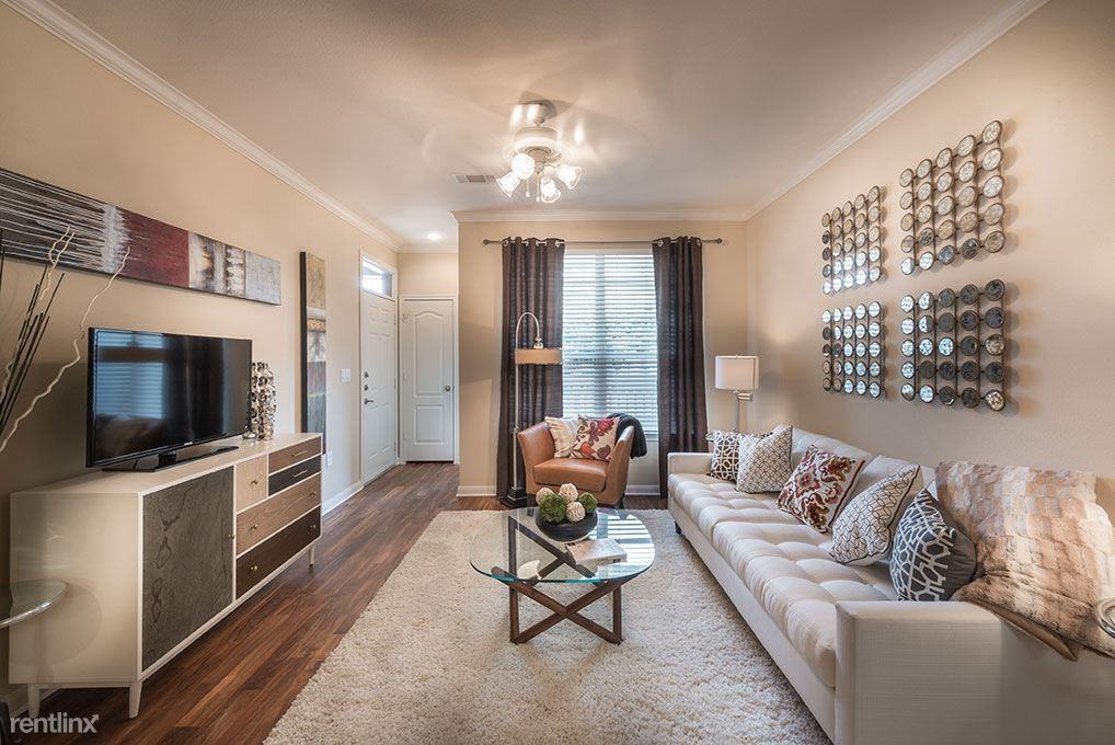 Vista @ Town Center - Photo 3 of 21