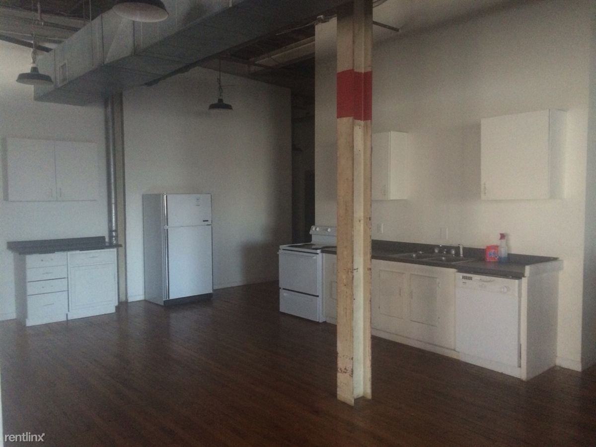 1417 Kemper St - Photo 2 of 6