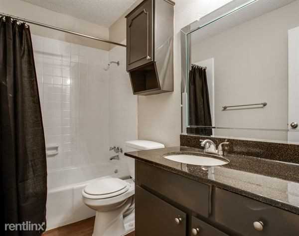 Keeter @ Lynn - Photo 3 of 18