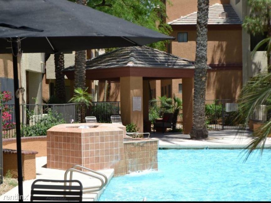 Arcadia, Biltmore, In the heart of the city Apartments for Rent Rentals 4622 N Arcadia Dr