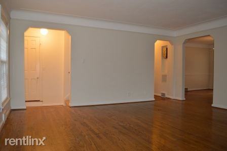 28510 Lathrup Blvd - Photo 2 of 14