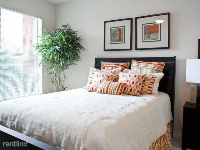 Alpha @ Midway - Photo 2 of 17