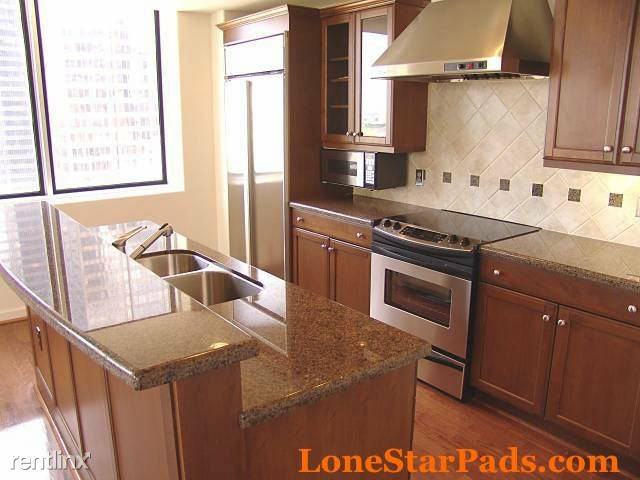 914 Main St - Photo 2 of 8