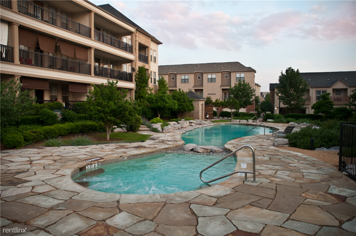 5920 Andover Dr - Photo 3 of 5