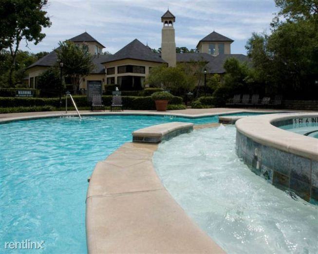 S Fielder @ Hoya Dr - Photo 2 of 10