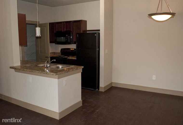 The Azure Luxury Apartment Homes - Photo 2 of 13